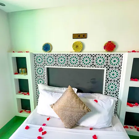 Riad Karim-3